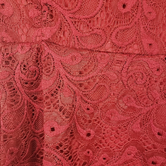 Lulus Red Lace Keyhole Back Mini Dress Size XS - Picture 6 of 8